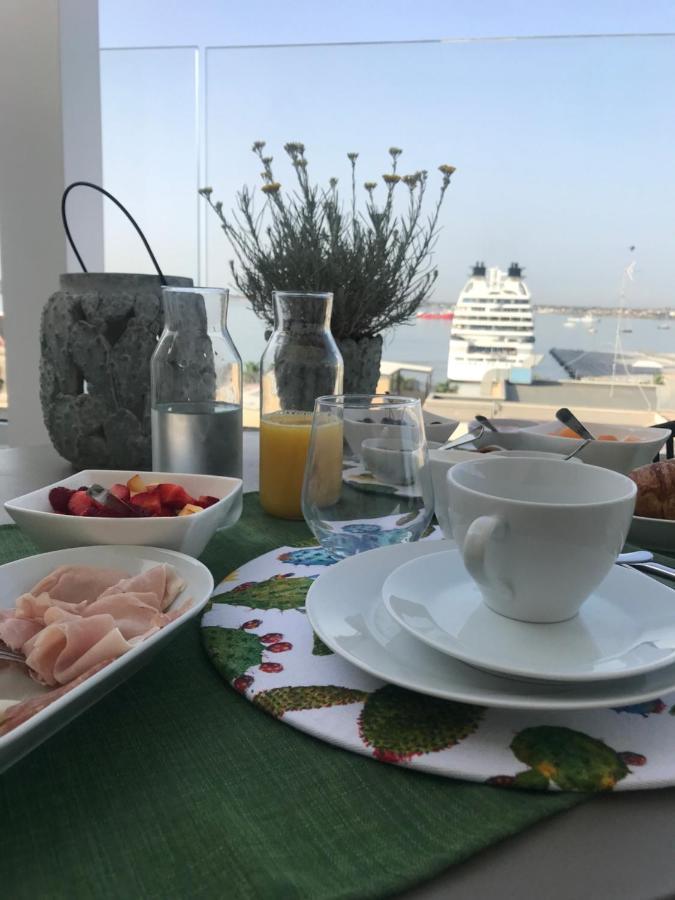 Bed and Breakfast La Terrazza Sul Porto Сиракузы Экстерьер фото