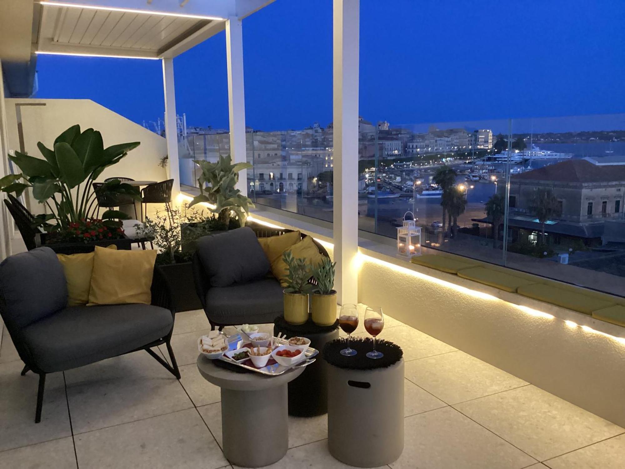 Bed and Breakfast La Terrazza Sul Porto Сиракузы Экстерьер фото