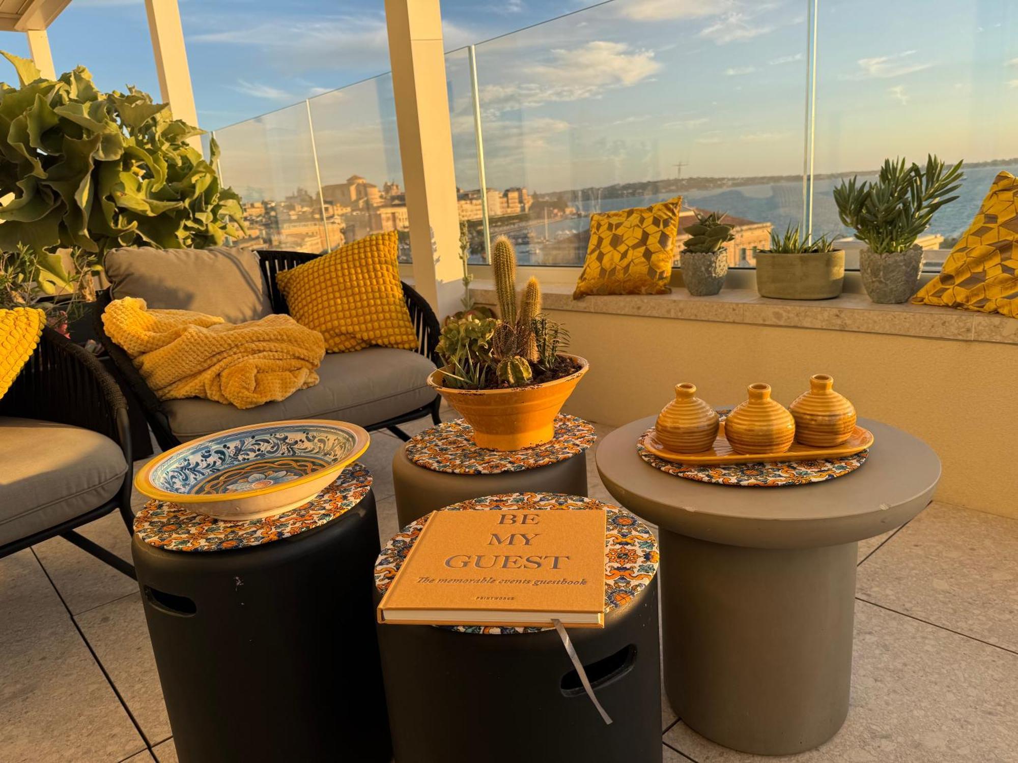 Bed and Breakfast La Terrazza Sul Porto Сиракузы Экстерьер фото